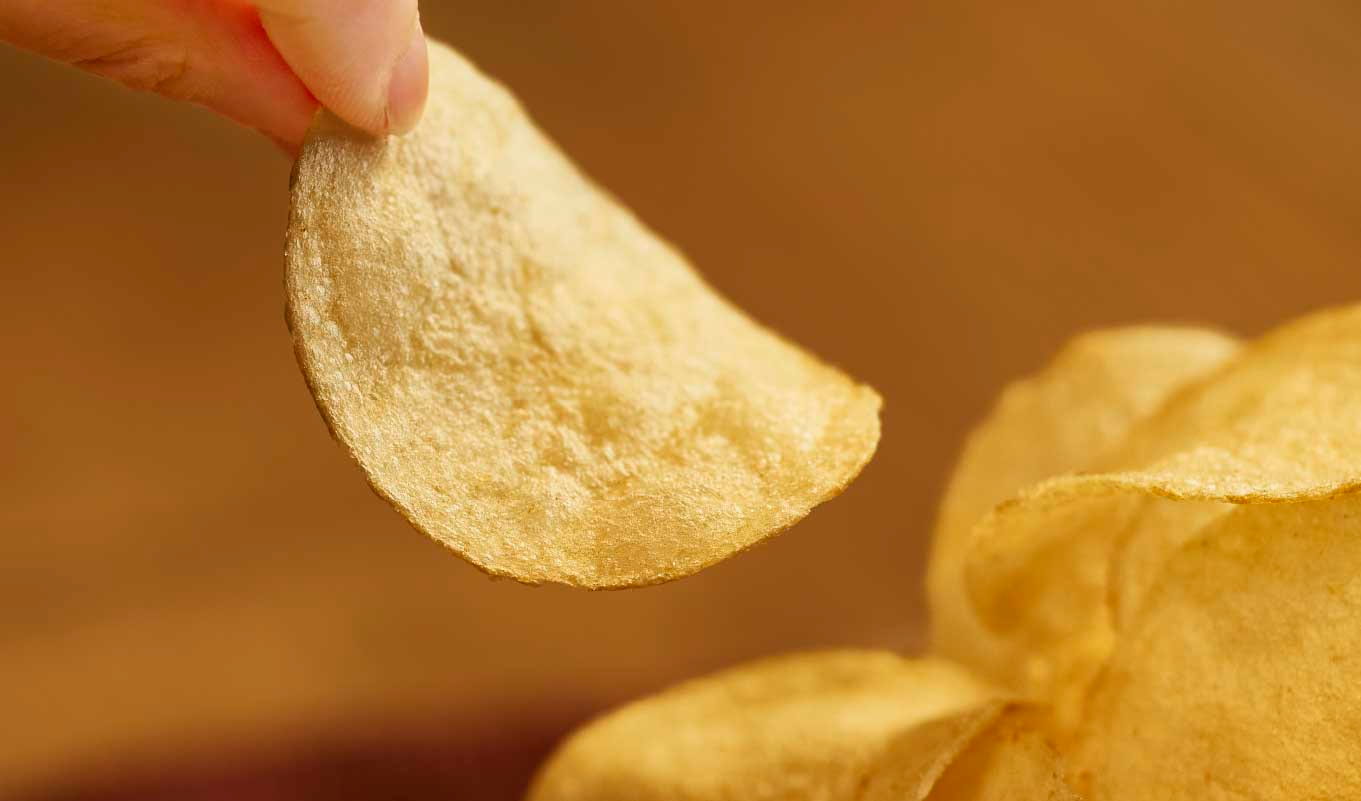 【ポテトチップス　柚子香る出汁】 