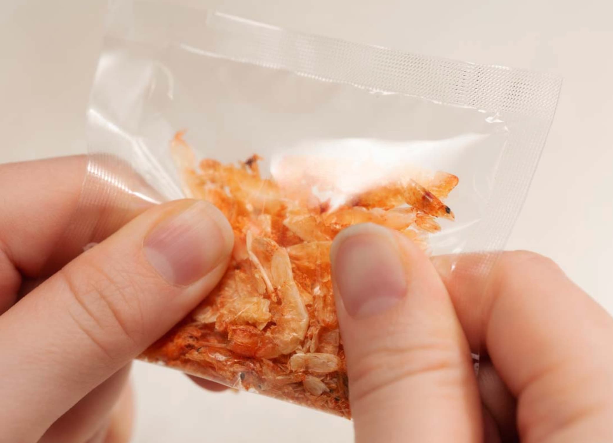 もみほぐした桜えび