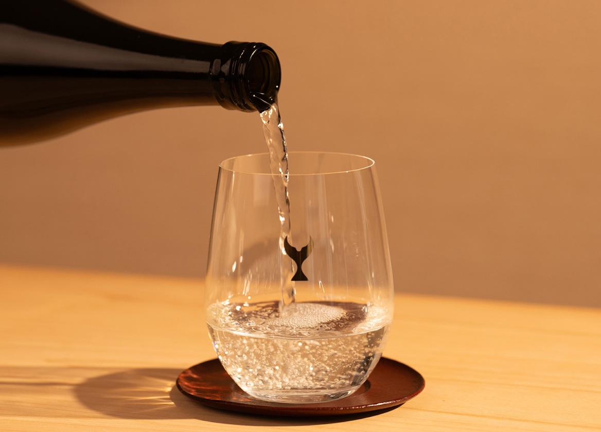 酔鯨の湖池屋オリジナルの日本酒とポテチのセットは日々の晩酌やご褒美の時間にぴったり